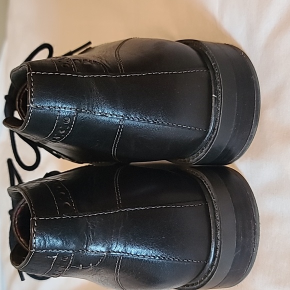 Dunham  Chukka Boots, Brown  Leather, Men's 9.5 4E - Picture 4 of 8